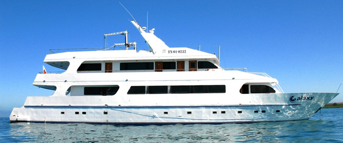 Galapagos yatch cruise